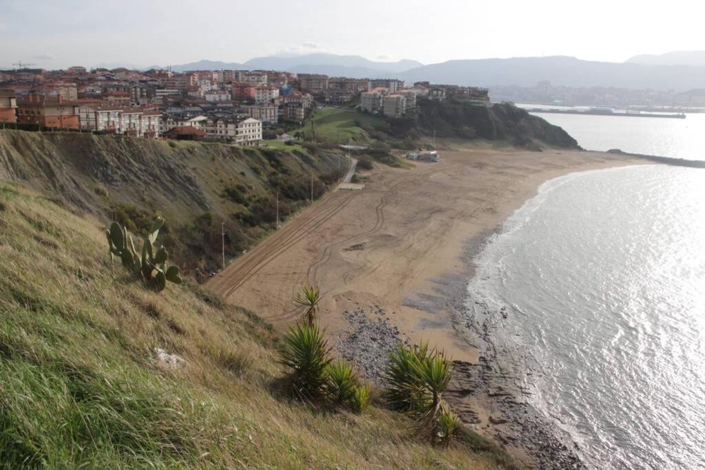 Aixerrota Apartamentos B Getxo Dış mekan fotoğraf